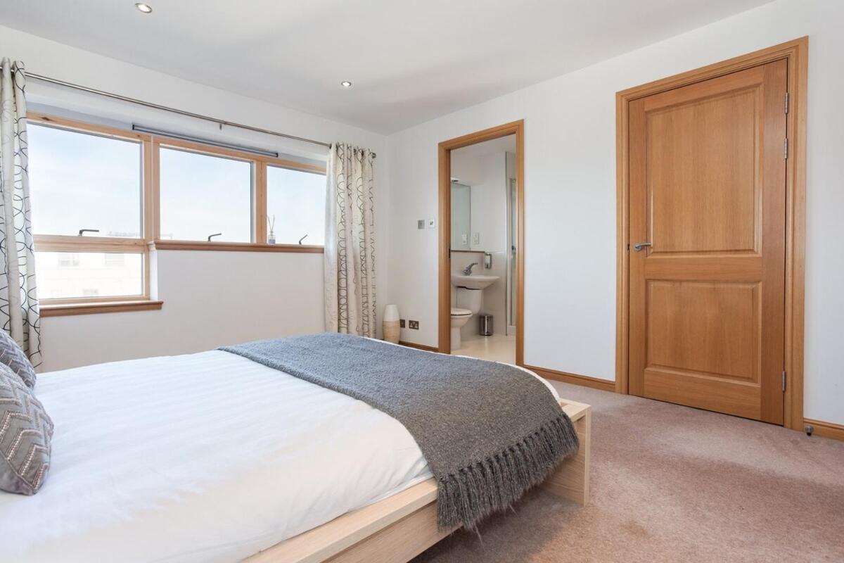 Executive 3 Bed Apartment Aberdeen Exterior foto